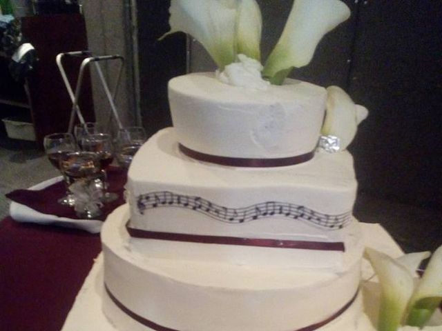 La boda de Edgar y Rebeca en Tultitlán, Estado México 68