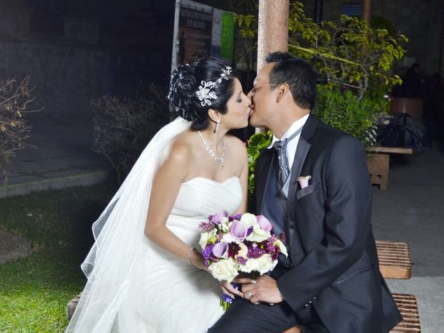 La boda de Edgar y Rebeca en Tultitlán, Estado México 97