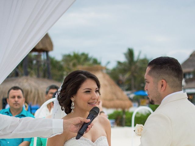 La boda de Omar y Rubí en Playa del Carmen, Quintana Roo 23