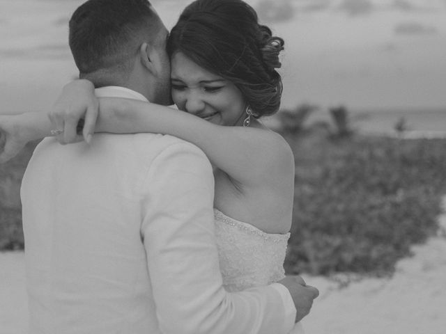 La boda de Omar y Rubí en Playa del Carmen, Quintana Roo 53