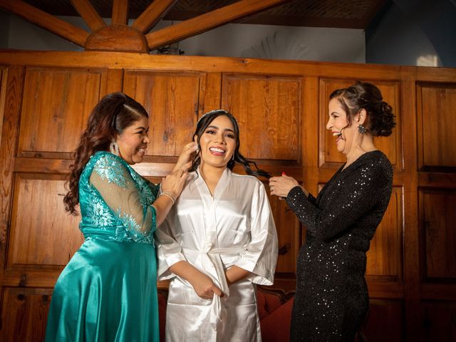 La boda de Omar y Adriana en Querétaro, Querétaro 17