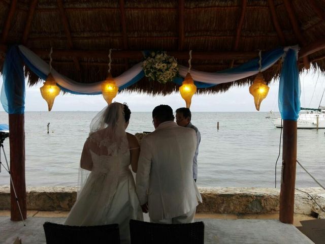 La boda de Adolfo y Marisol en Cancún, Quintana Roo 2