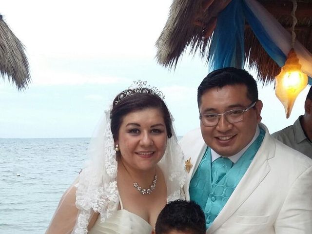 La boda de Adolfo y Marisol en Cancún, Quintana Roo 6