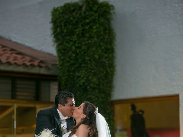 La boda de Joel y Gicela en Coyoacán, Ciudad de México 148