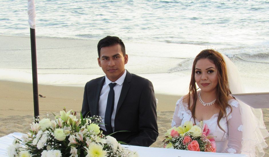 La boda de maria luisa colin rosales y jhon fredy sanchez cuelo en Manzanillo, Colima