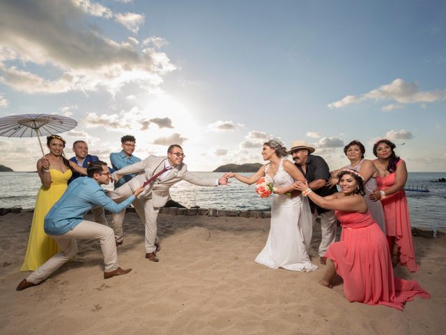 La boda de José Manuel  y Ángeles  en Ixtapa Zihuatanejo, Guerrero 13