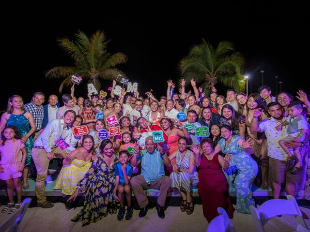 La boda de José Manuel  y Ángeles  en Ixtapa Zihuatanejo, Guerrero 18