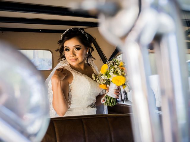 La boda de Manuel y Crystal en Tijuana, Baja California 15