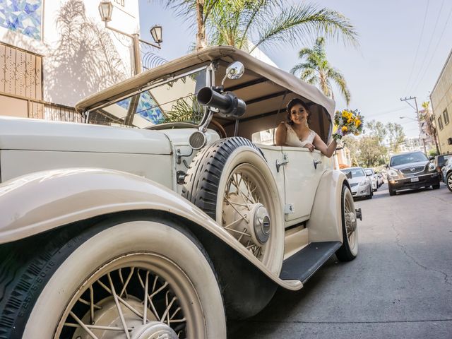 La boda de Manuel y Crystal en Tijuana, Baja California 17