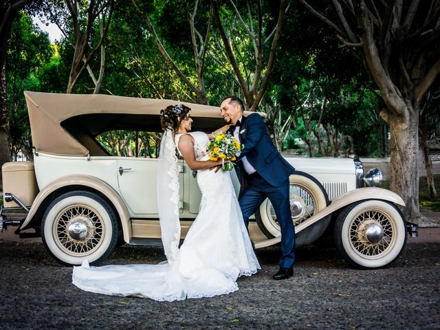 La boda de Manuel y Crystal en Tijuana, Baja California 26