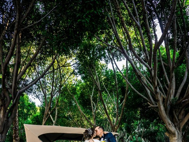 La boda de Manuel y Crystal en Tijuana, Baja California 27