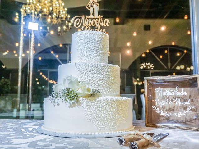 La boda de Manuel y Crystal en Tijuana, Baja California 43