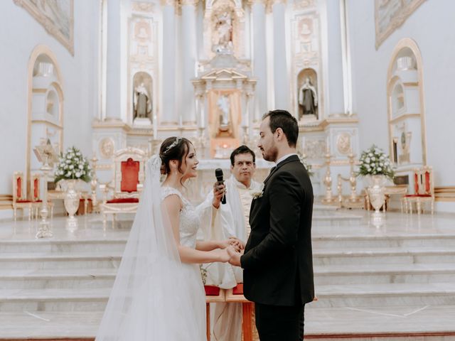La boda de Héctor  y Adarha en Celaya, Guanajuato 15