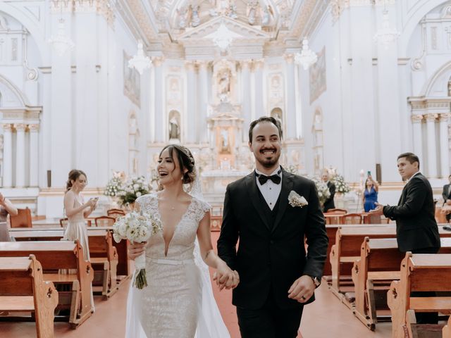 La boda de Héctor  y Adarha en Celaya, Guanajuato 23