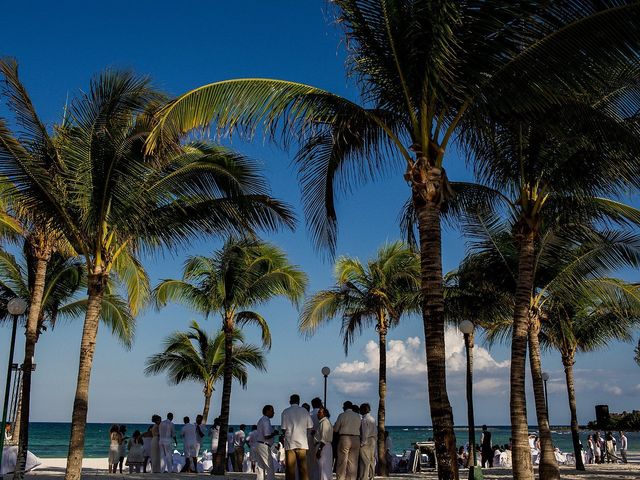 La boda de Kiran y Veena en Playa del Carmen, Quintana Roo 23