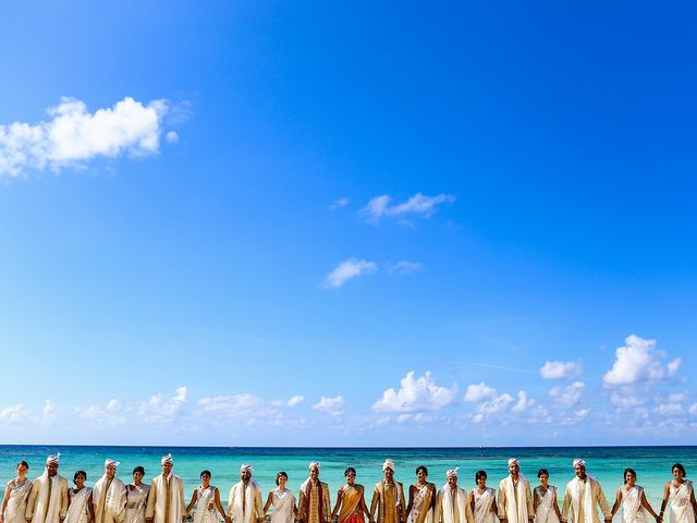 La boda de Kiran y Veena en Playa del Carmen, Quintana Roo 24