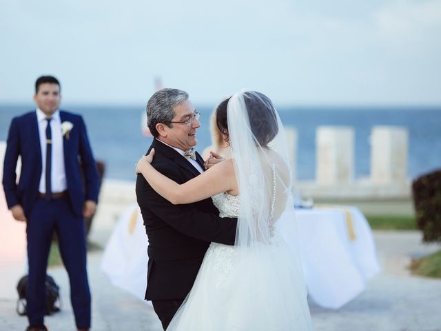 La boda de José Carlos y Itzel en Cancún, Quintana Roo 28