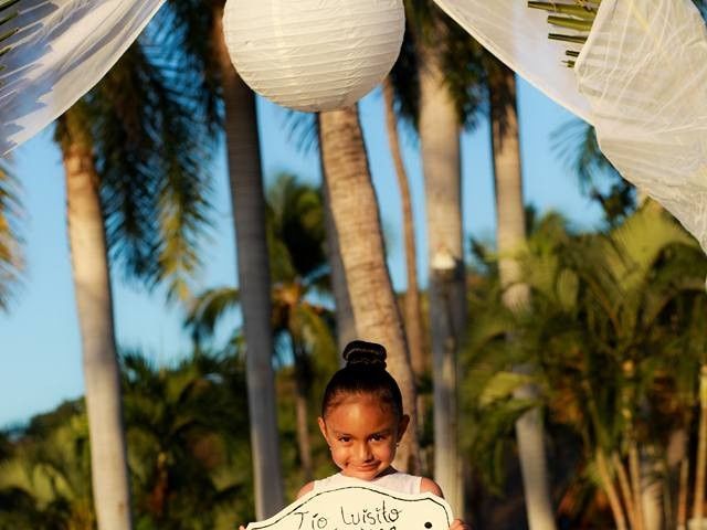 La boda de Luis y Gina en Ixtapa Zihuatanejo, Guerrero 8