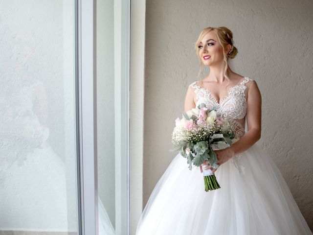 La boda de Gabriel y Monika en Acapulco, Guerrero 30