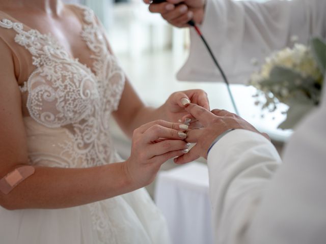 La boda de Gabriel y Monika en Acapulco, Guerrero 40