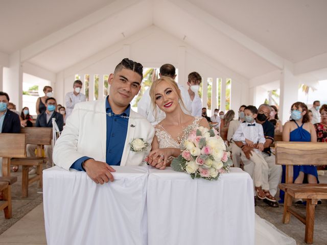 La boda de Gabriel y Monika en Acapulco, Guerrero 42