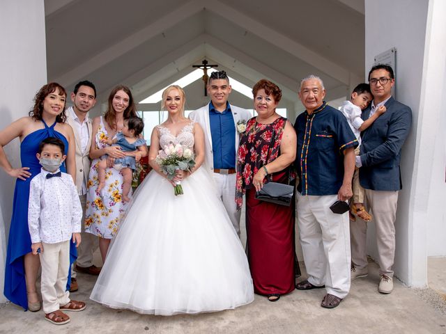 La boda de Gabriel y Monika en Acapulco, Guerrero 47