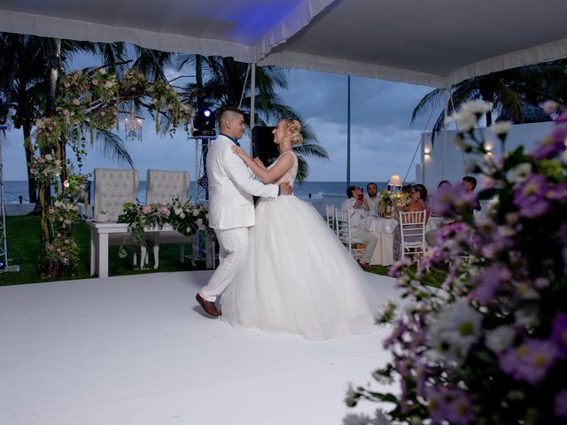 La boda de Gabriel y Monika en Acapulco, Guerrero 59