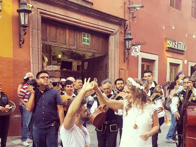 La boda de Carlos y Claudia en Monterrey, Nuevo León 18