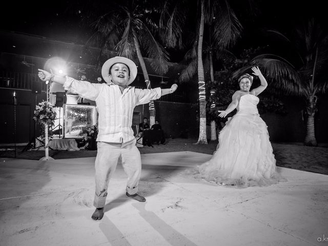 La boda de Omar y Pamela en Huatulco, Oaxaca 37