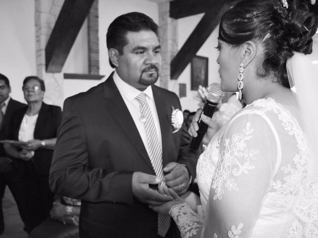 La boda de Manuel y Zuly en Contepec, Michoacán 4