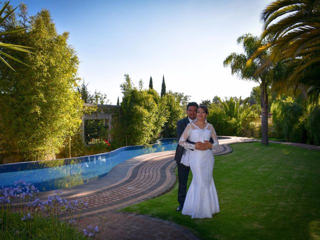 La boda de Manuel y Zuly en Contepec, Michoacán 6