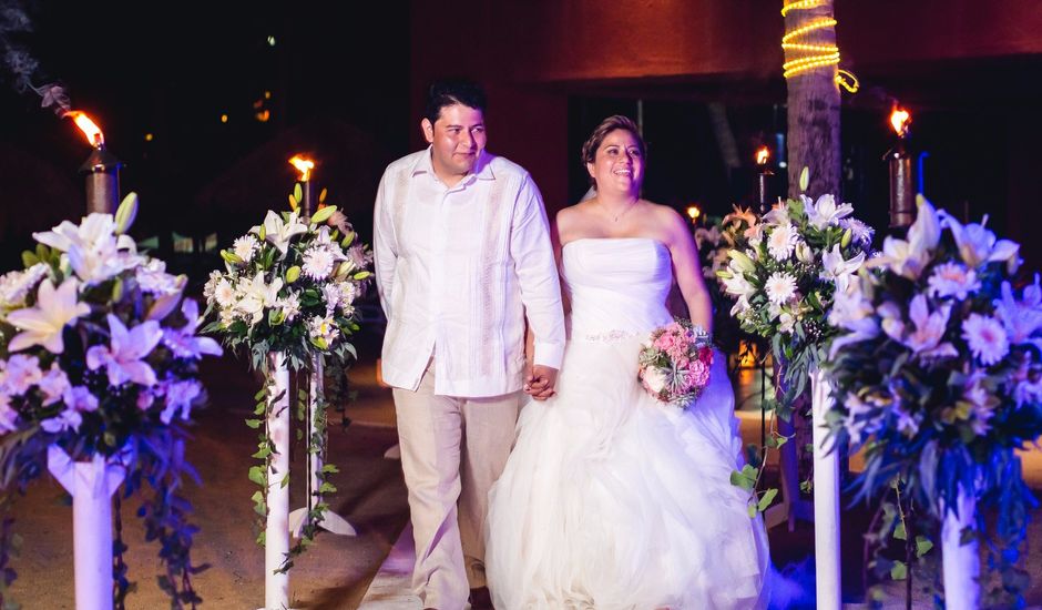 La boda de Omar y Pamela en Huatulco, Oaxaca