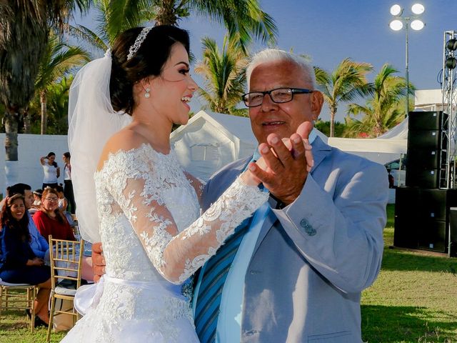 La boda de Ángel y Iliana en Mazatlán, Sinaloa 34