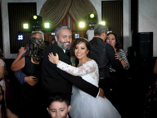 La boda de Edgar y Karina en Monterrey, Nuevo León 83