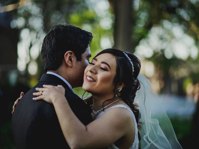 La boda de Eduardo y Abigail en Saltillo, Coahuila 8