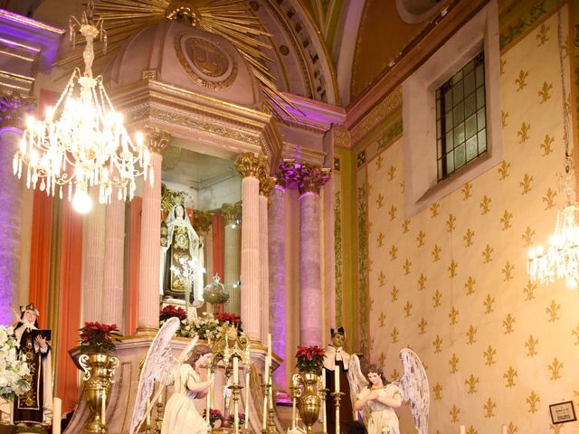 La boda de Héctor  y Lupita  en Morelia, Michoacán 30