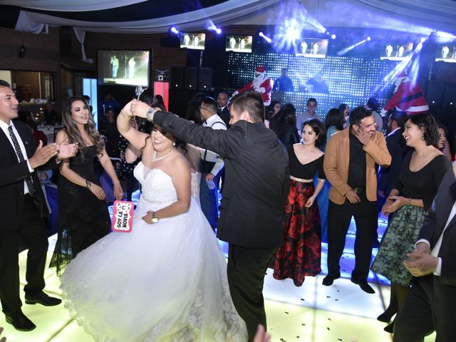 La boda de Héctor  y Lupita  en Morelia, Michoacán 58