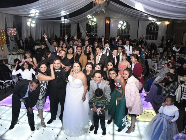 La boda de Héctor  y Lupita  en Morelia, Michoacán 60