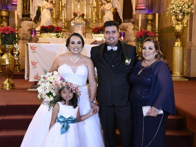 La boda de Héctor  y Lupita  en Morelia, Michoacán 80