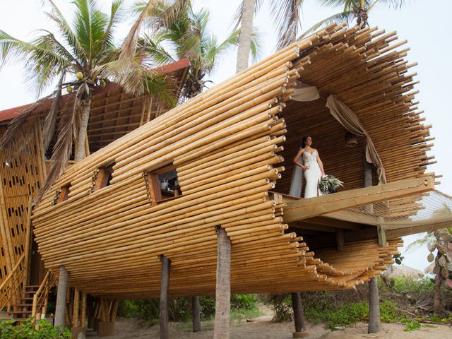 La boda de Daniel y Regina en Petatlán, Guerrero 6