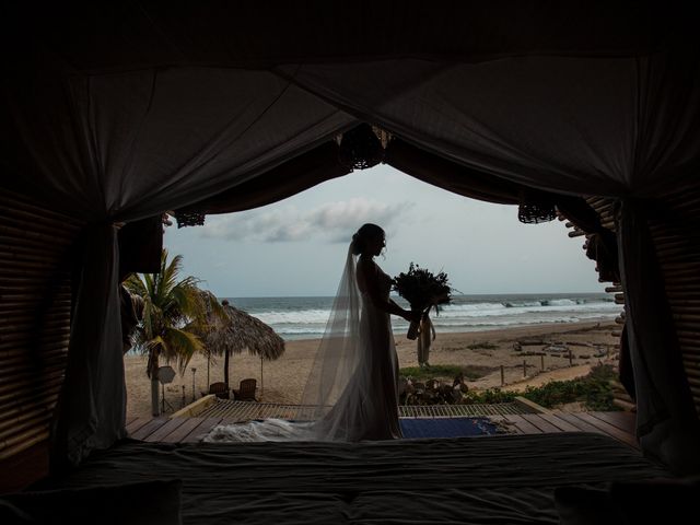 La boda de Daniel y Regina en Petatlán, Guerrero 7