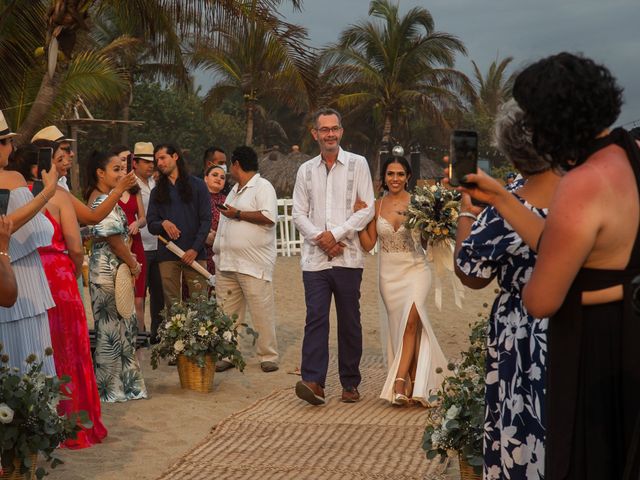 La boda de Daniel y Regina en Petatlán, Guerrero 20