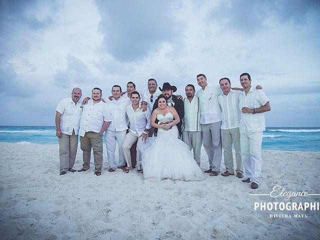 La boda de Kike y Elisa en Cancún, Quintana Roo 5