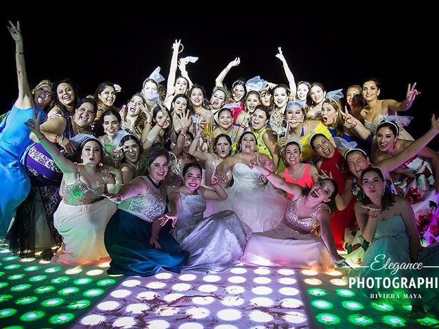 La boda de Kike y Elisa en Cancún, Quintana Roo 7