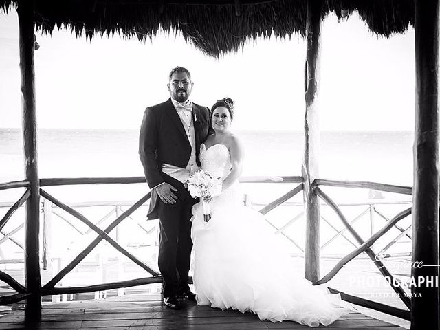 La boda de Kike y Elisa en Cancún, Quintana Roo 9