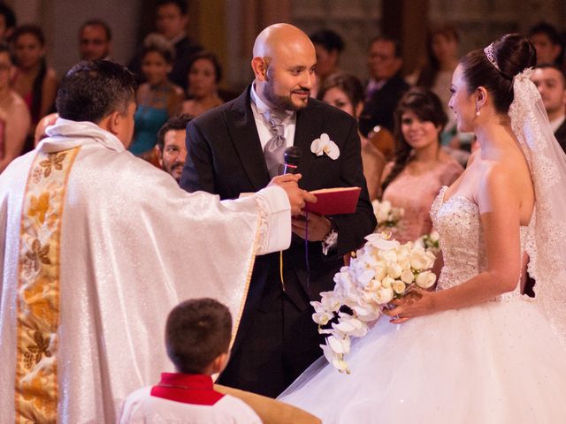 La boda de Ernesto y Adriana en Cuauhtémoc, Ciudad de México 20