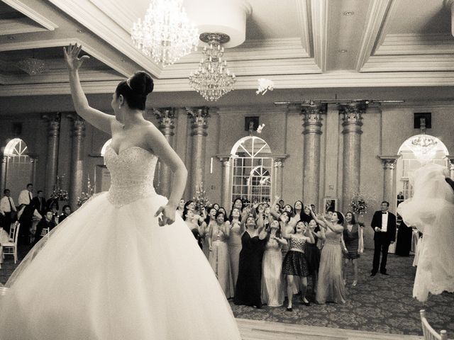 La boda de Ernesto y Adriana en Cuauhtémoc, Ciudad de México 35