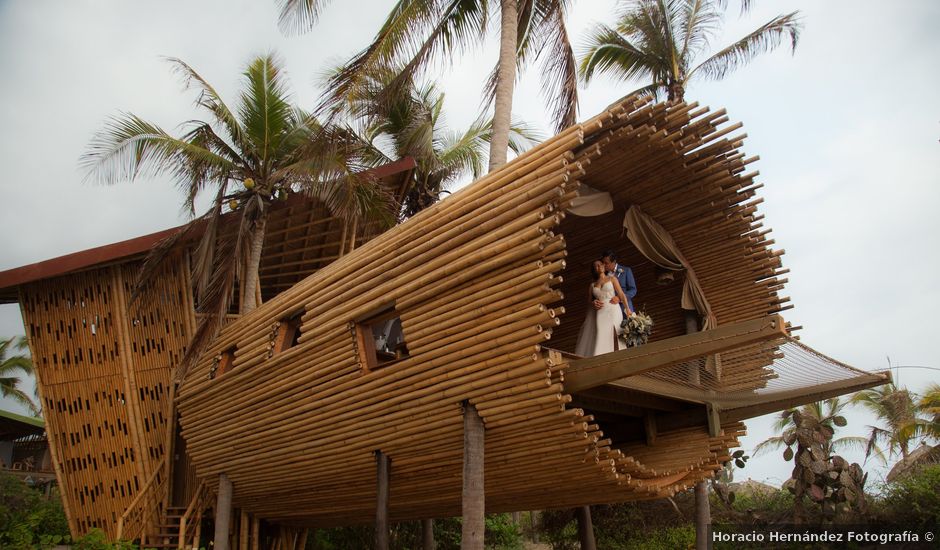 La boda de Daniel y Regina en Petatlán, Guerrero