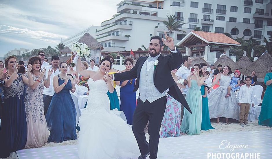 La boda de Kike y Elisa en Cancún, Quintana Roo