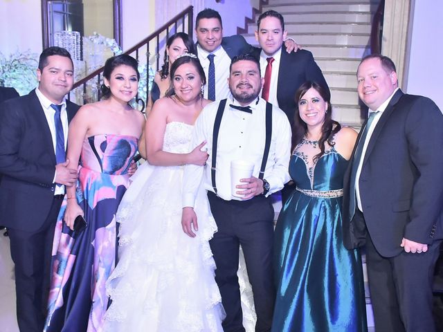 La boda de Arturo y Lucero en Apodaca, Nuevo León 36